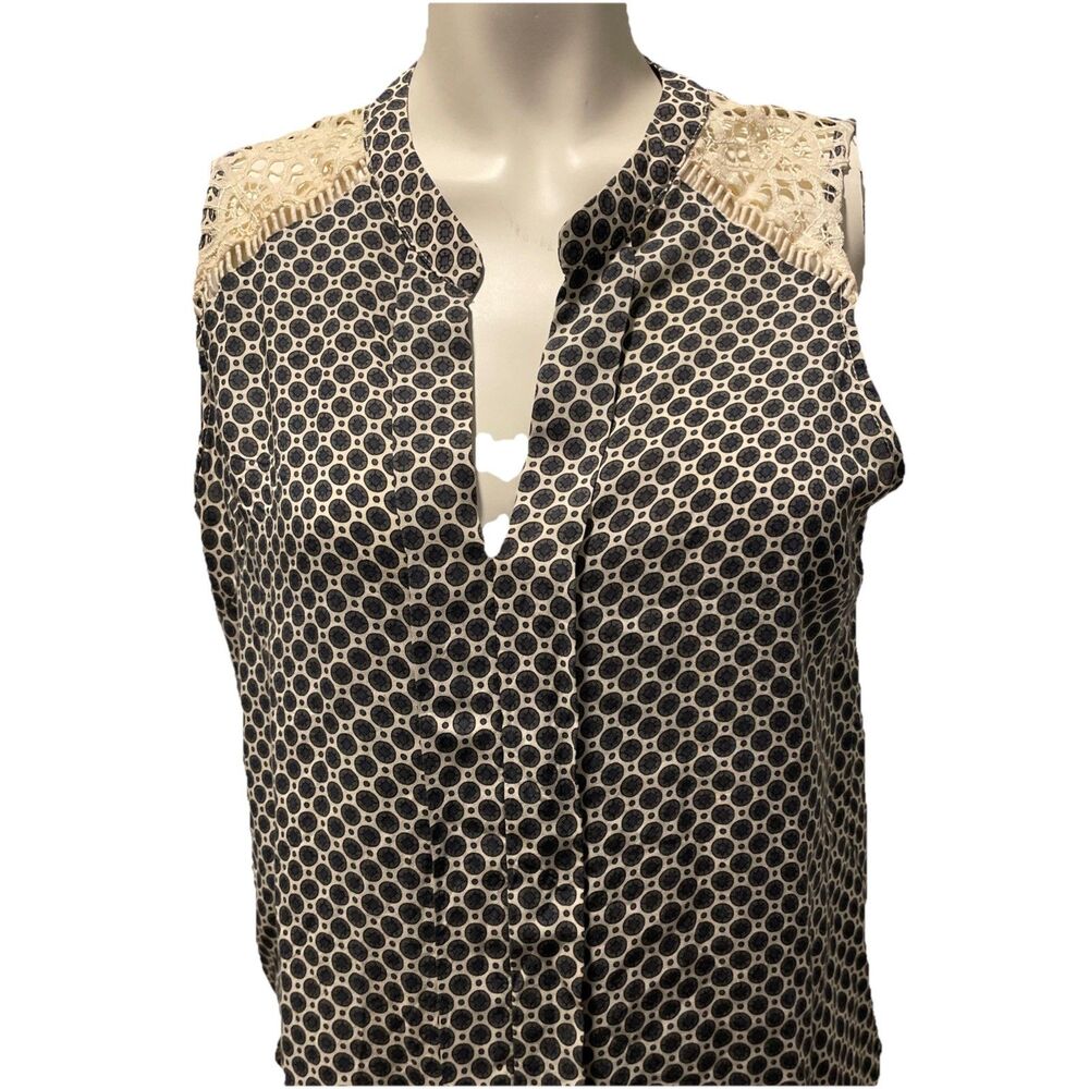 Heartloom Blouse V-Neck Womens Medium Lace Detailing Sleeveless Boho Top